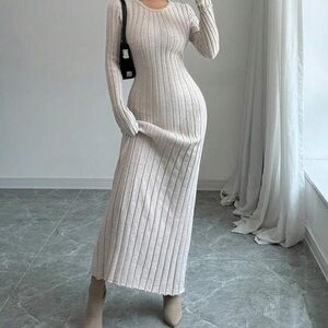 Elegant Cream Ribbed Knit Maxi Dress